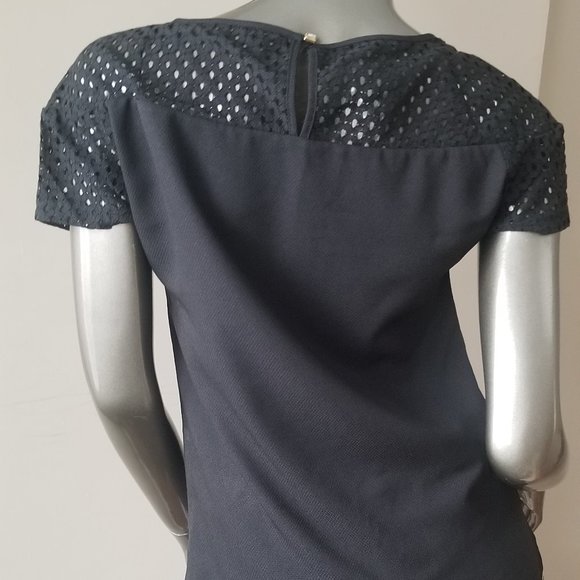 Black Short Sleeve Top - with Free Gift - Picture 3 of 5
